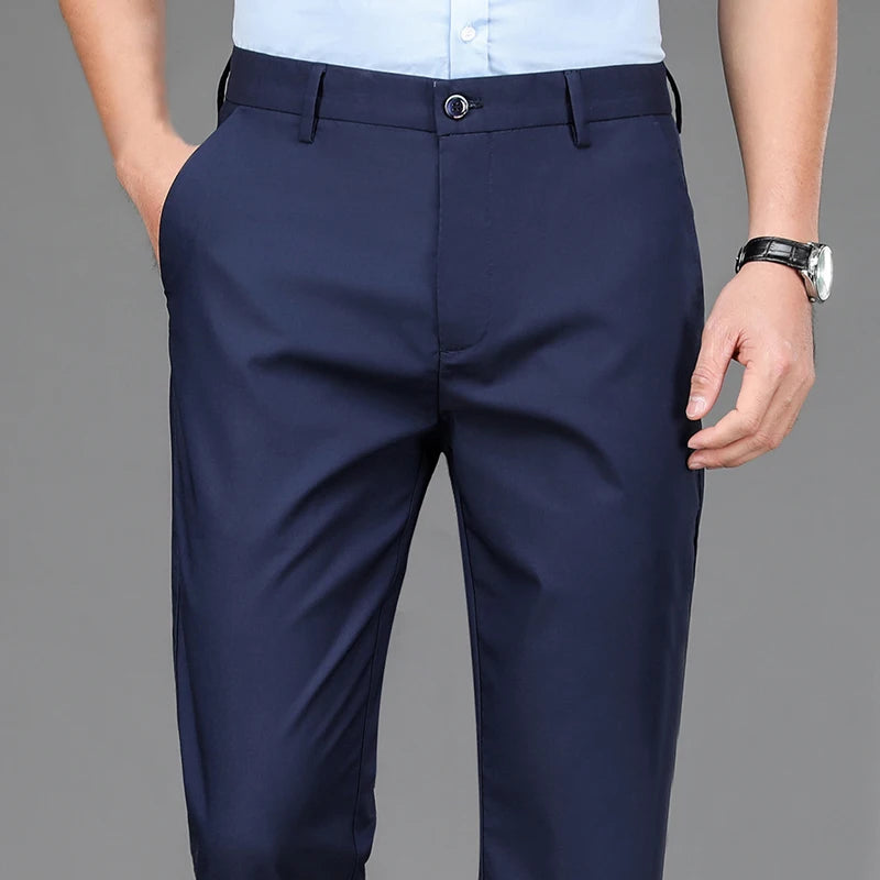 Men's black casual trousers, suitable for the office.