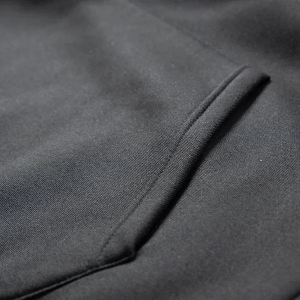 Casual tracksuit set for men, ideal for winter.