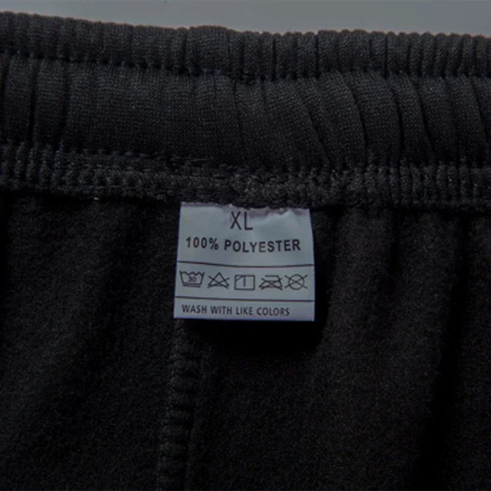 Casual tracksuit set for men, ideal for winter.