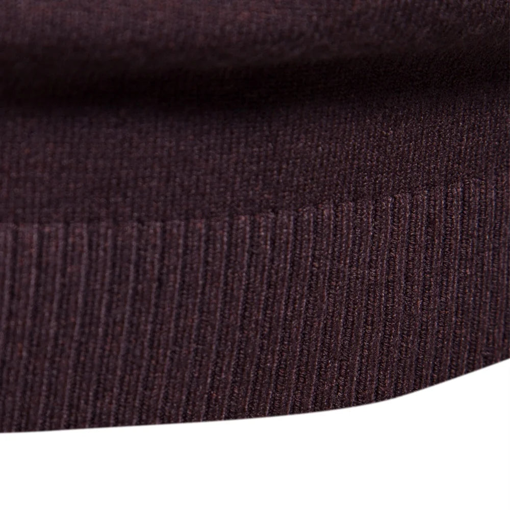 Men's turtleneck sweater for winter, casual and warm, high quality.