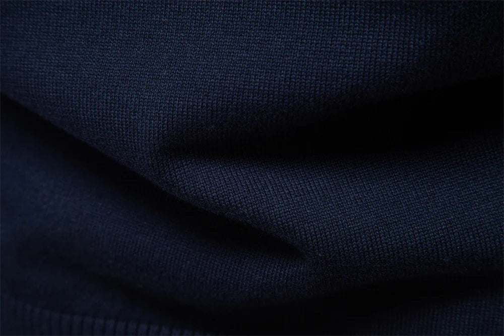 Men's sweater, warm and luxurious cotton pullover, for autumn and winter.